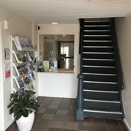 Auning Kro אורחן Auning