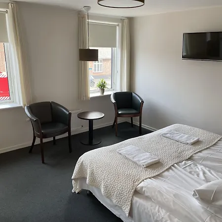 אורחן Auning Kro Auning