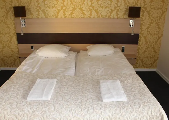 Auning Kro אורחן