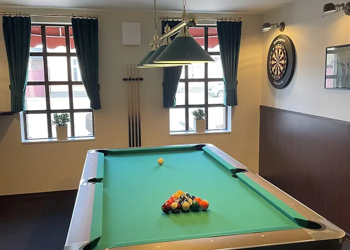 Auning Kro אורחן