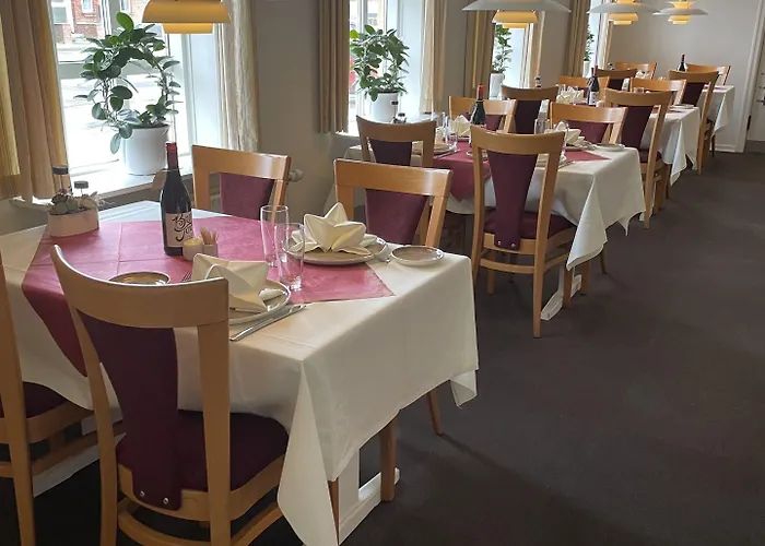 Auning Kro אורחן